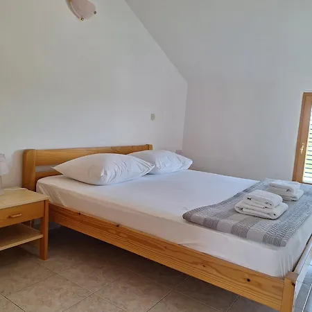 Apartman And Saric *