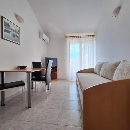 And Saric Apartament Jadrija