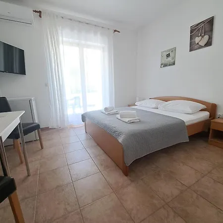 Apartamento And Saric Jadrija