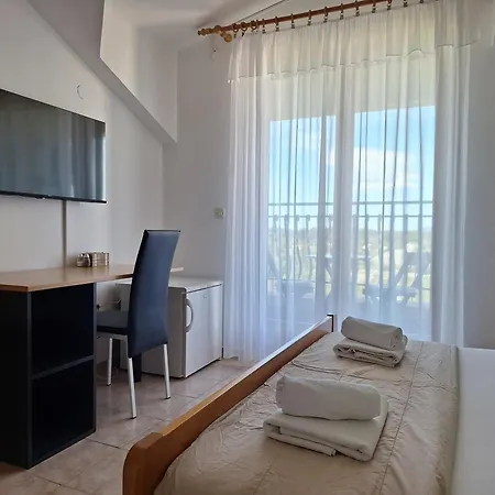 And Saric Apartman