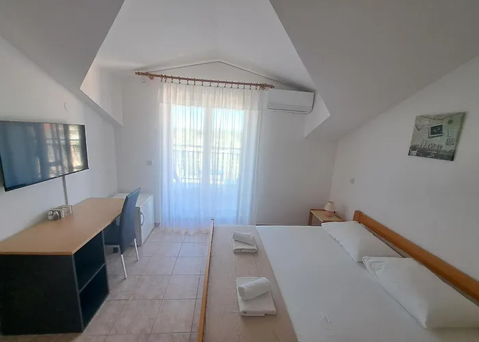 And Saric Apartament Jadrija