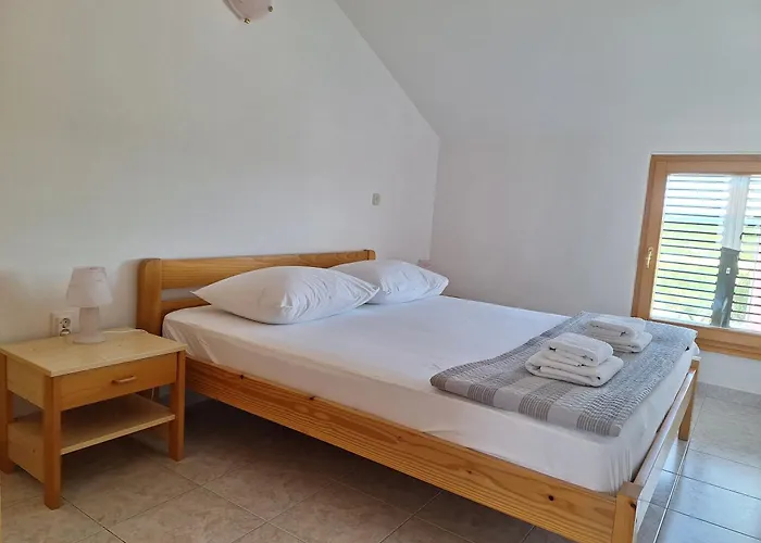 Apartman And Saric *