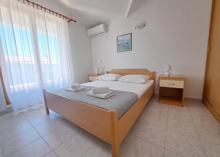 Apartament And Saric